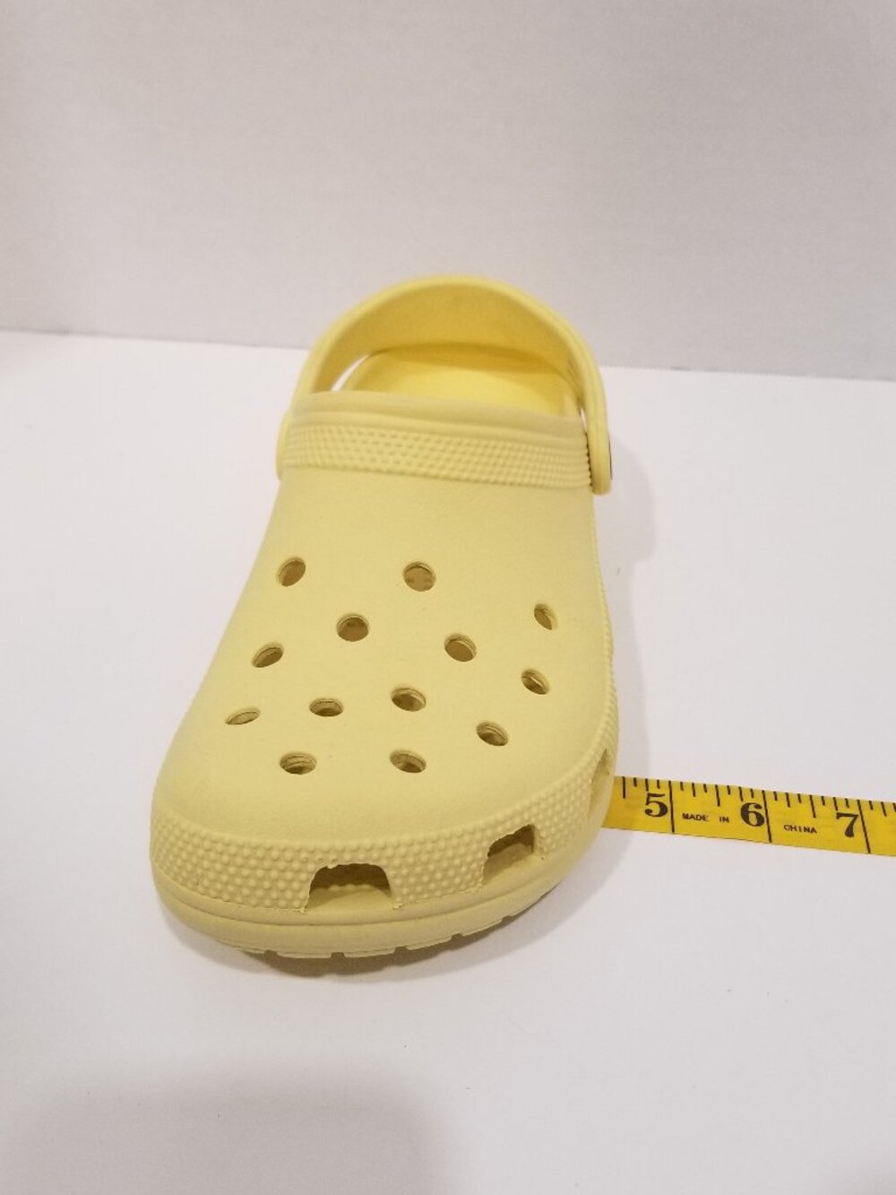 Ladies' Classic Croc Clogs, Size 9, Daylily (Yellow), VGUC - Picture 10 of 12